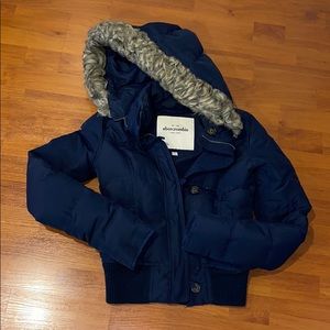 FREE SHIPPING! A&F xs (woman’s)